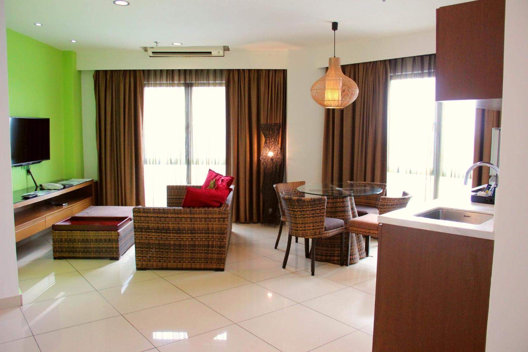 Imperial Heritage I Centre I Free Wifi I Free Parking L Free Club Lounge Access Hotel 4*